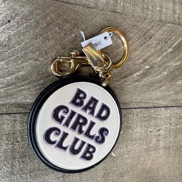 New! Coach X Disney Ltd Villains Bad Girls Club Keychain Bag Charm - Picture 1 of 2